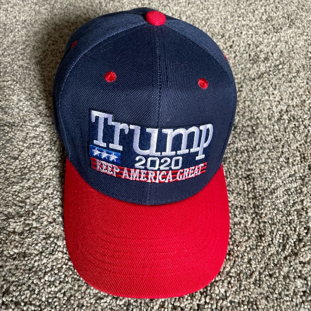 Trump hat